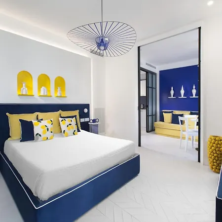 Apartment In Sorrento Near Beaches דירה *