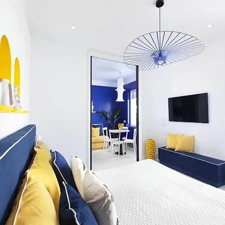 Apartment In Sorrento Near Beaches דירה *