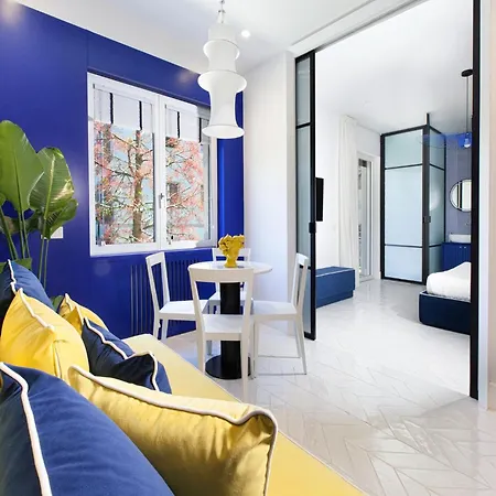 Apartment In Sorrento Near Beaches דירה